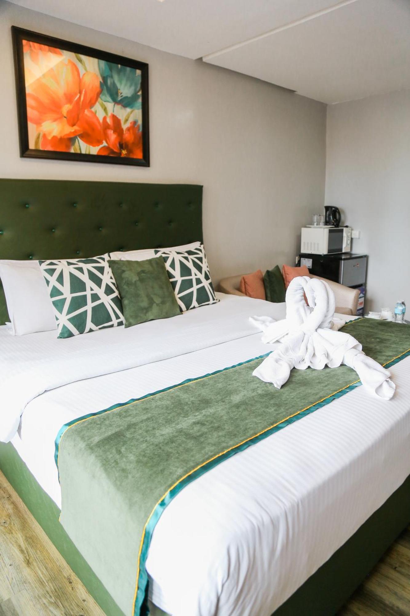 Pacific Bay Grand Suites Manila Dış mekan fotoğraf
