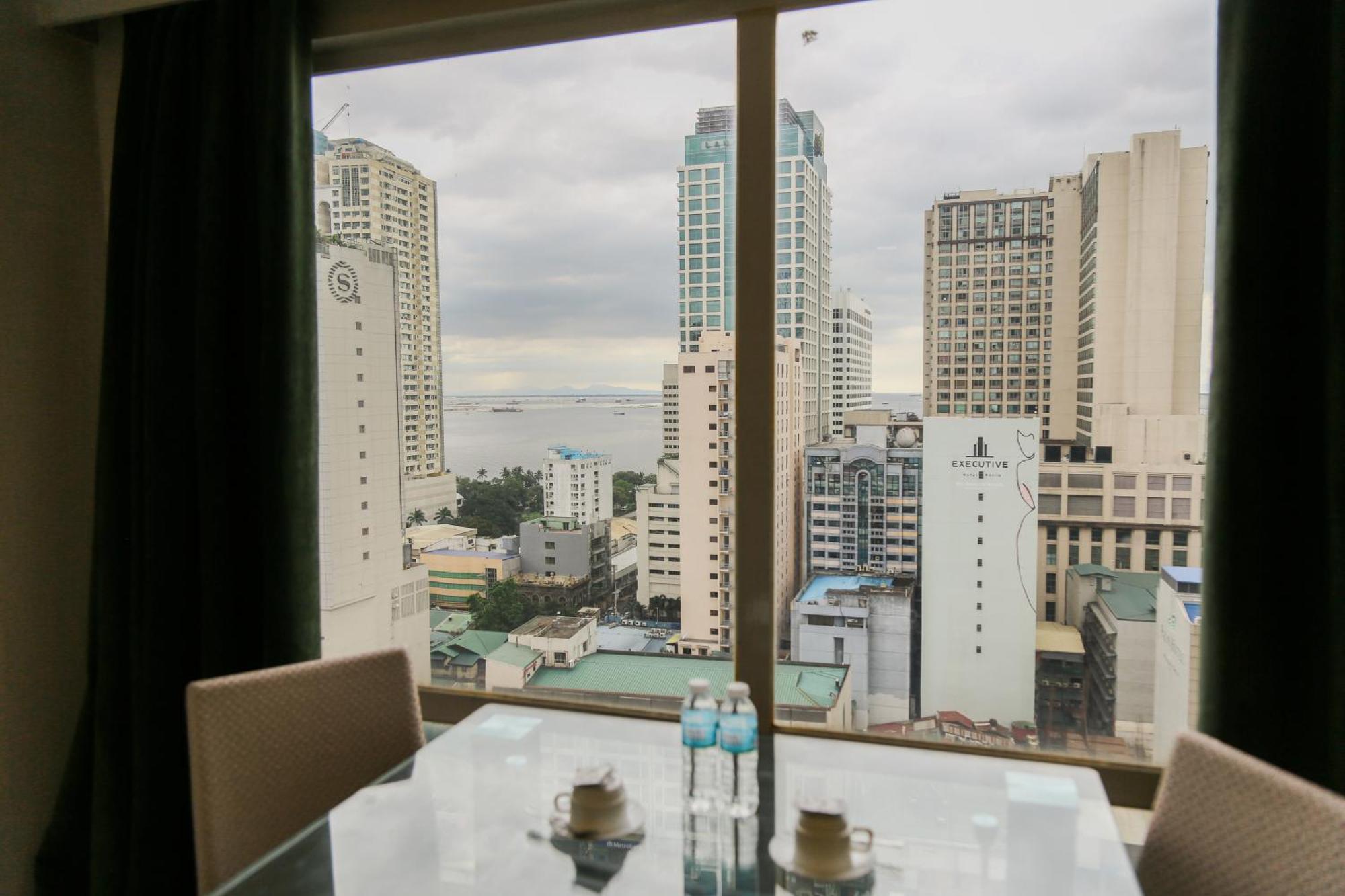 Pacific Bay Grand Suites Manila Dış mekan fotoğraf