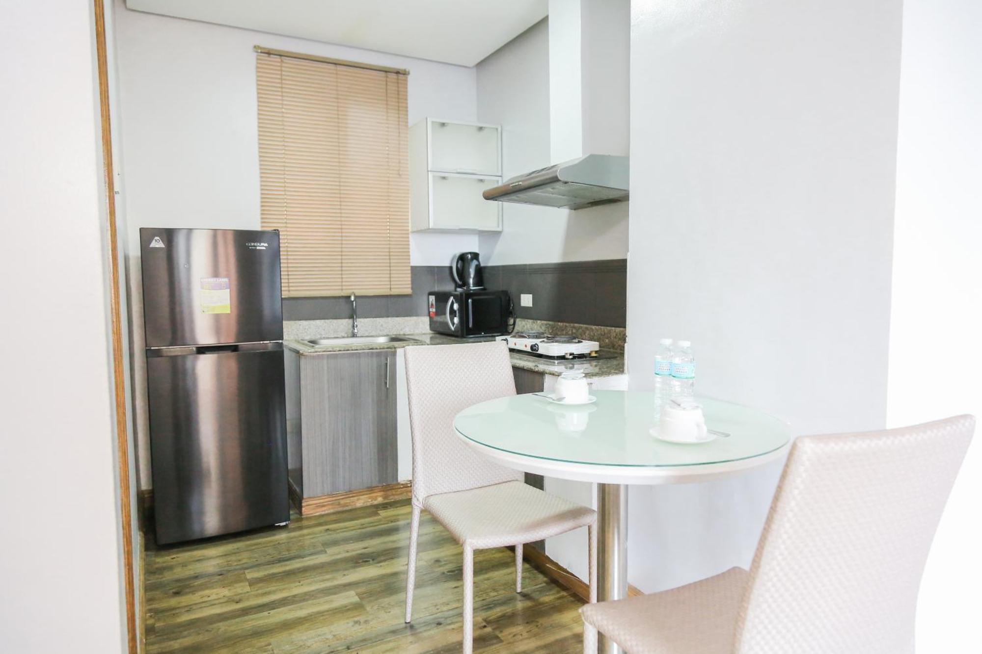 Pacific Bay Grand Suites Manila Dış mekan fotoğraf