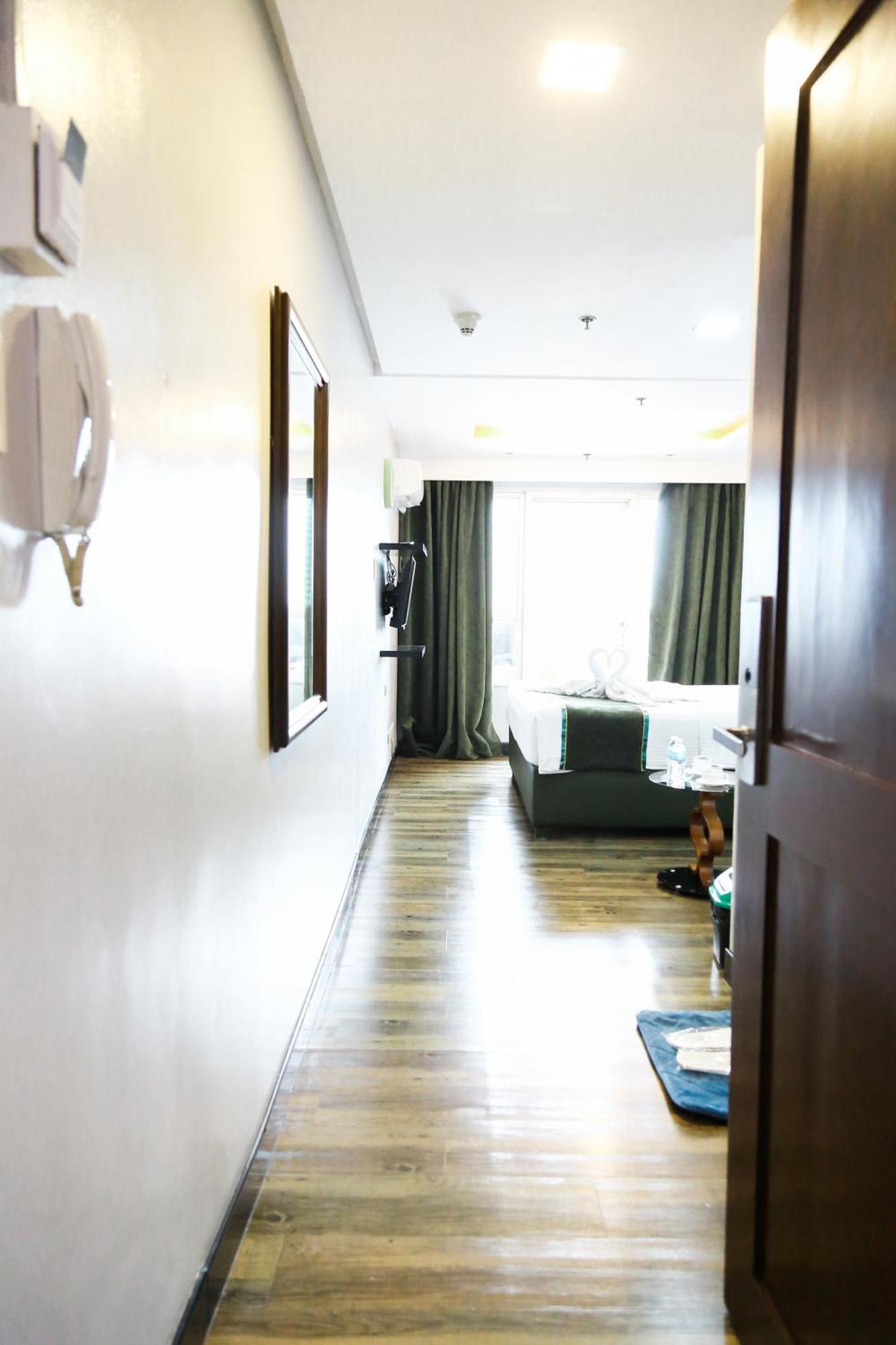 Pacific Bay Grand Suites Manila Dış mekan fotoğraf