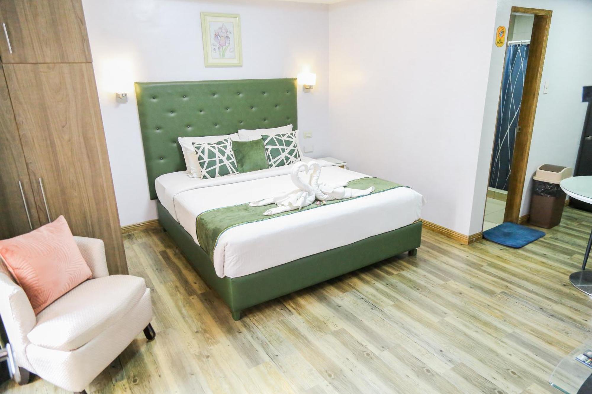 Pacific Bay Grand Suites Manila Dış mekan fotoğraf
